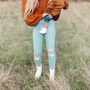 Light Wash Distressed Jeans